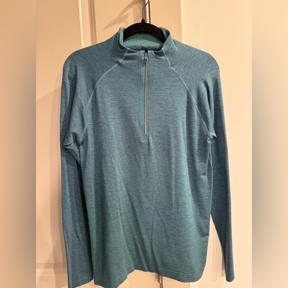 Lululemon metal vent 1/4 zip sweater
